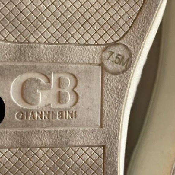 GB double zipper shoes. - Picture 2 of 2